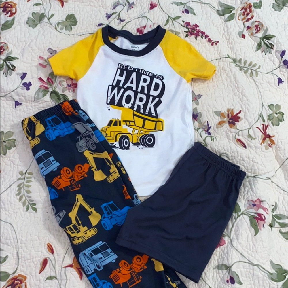 COPY - 🌿5/$25 Carter’s construction 3 piece pjs |…